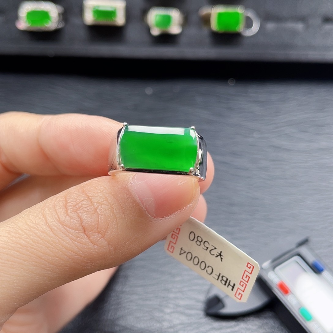 翡翠戒指银S925镶嵌天然a货翡翠0004