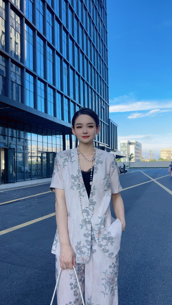 【五姐私人专属】夏季舒柔亚麻短袖上衣+裤子花影柔风套装M165-2