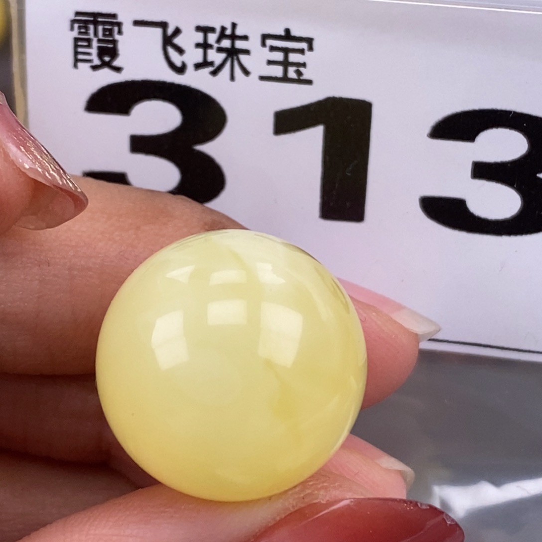 琥珀未镶嵌珠宝奇石19