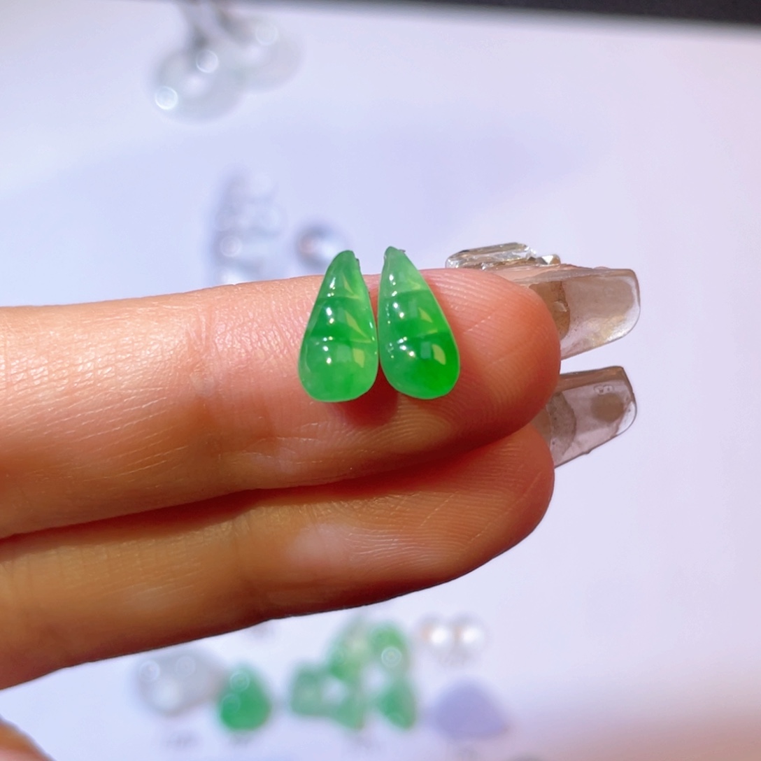 翡翠吊坠(不含链)未镶嵌裸石