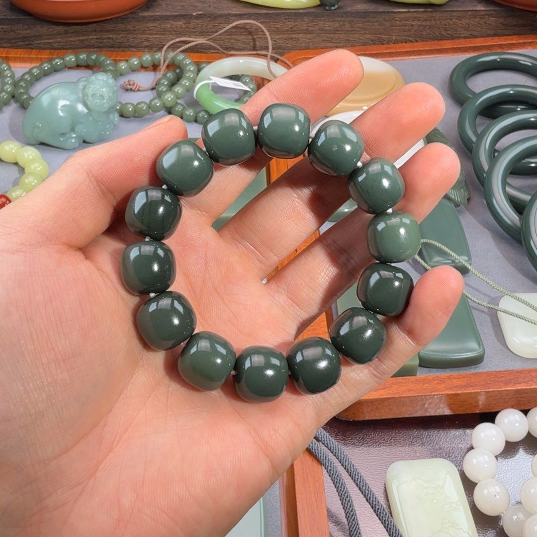 和田玉（糖玉）手链未镶嵌夏****n