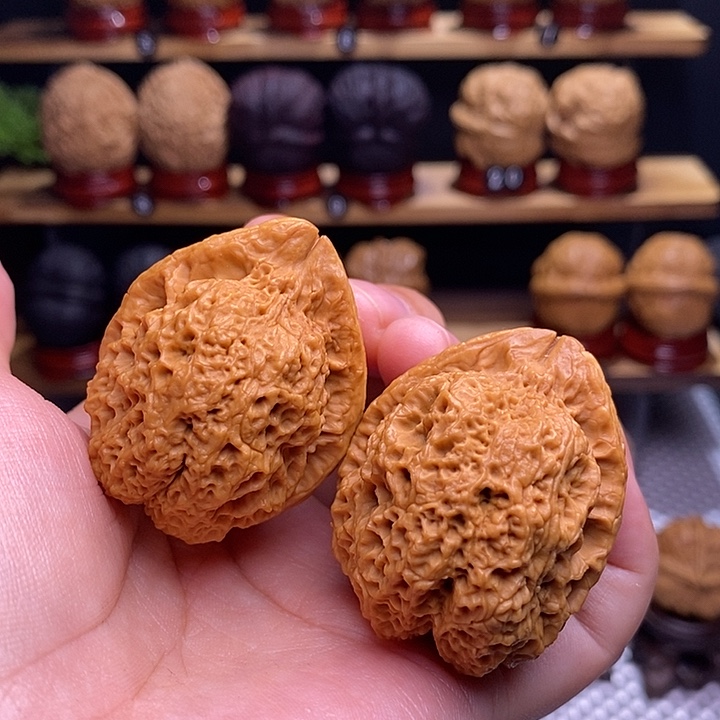 文玩核桃吊坠蝉王3