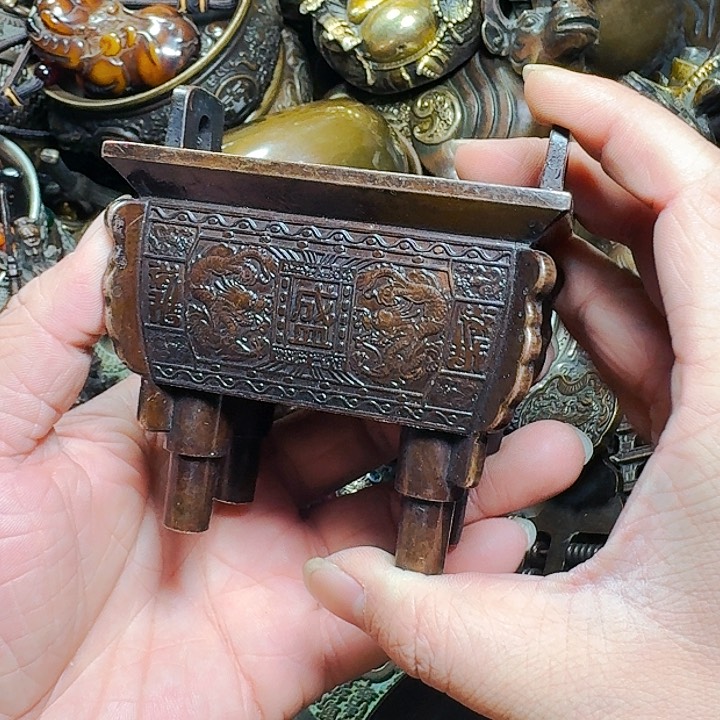 铜器摆件收收藏藏