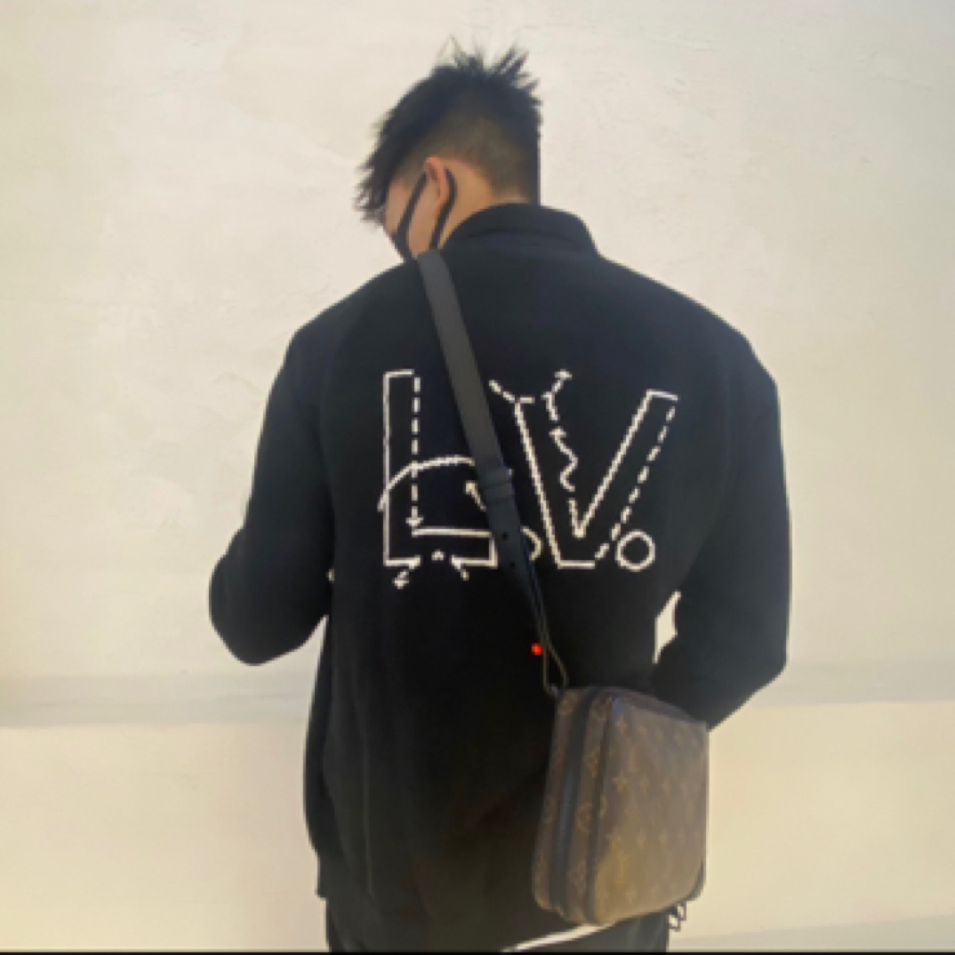 未使用 LouisVuitton/路易威登 NBA开衫/L/M各一衣长70胸围53