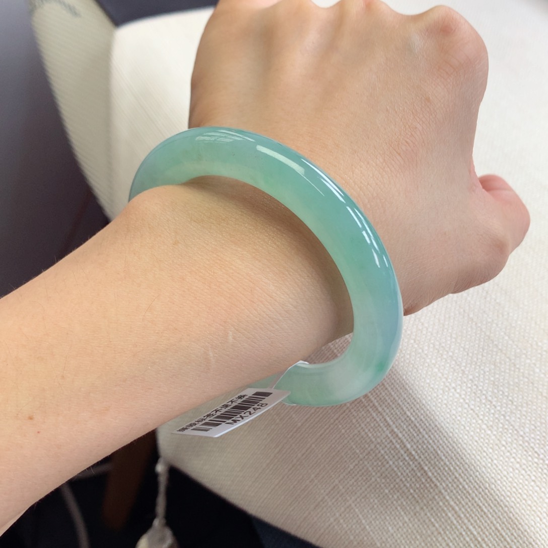 翡翠手镯未镶嵌16号