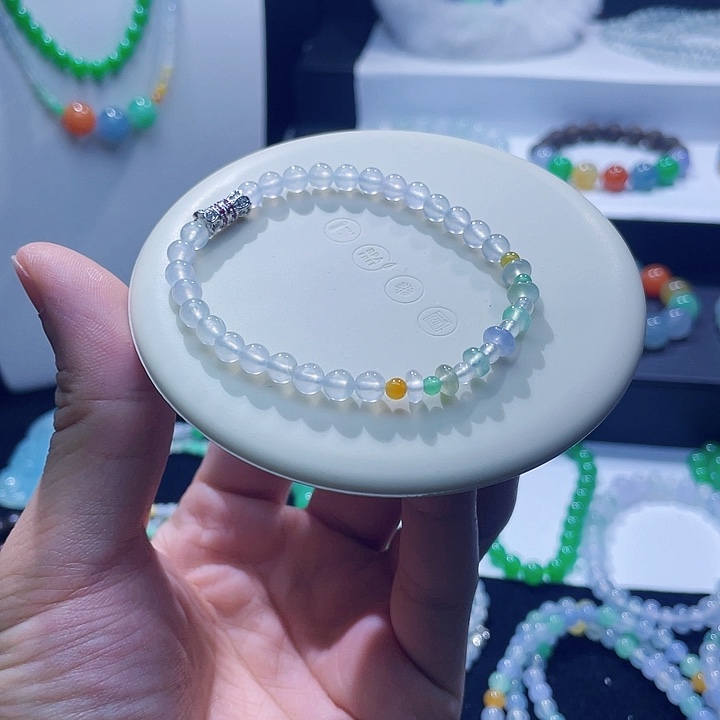 翡翠未镶嵌手链卡5:6