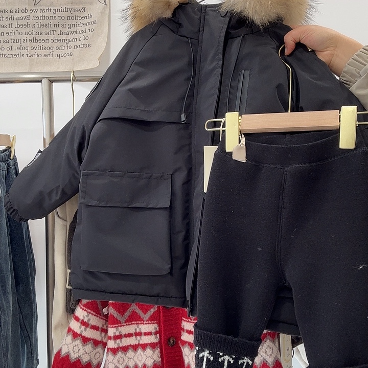 裤子130 上衣120一件一件