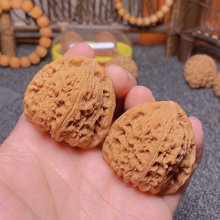 文玩核桃把件北***?文玩核桃麻核桃成品对