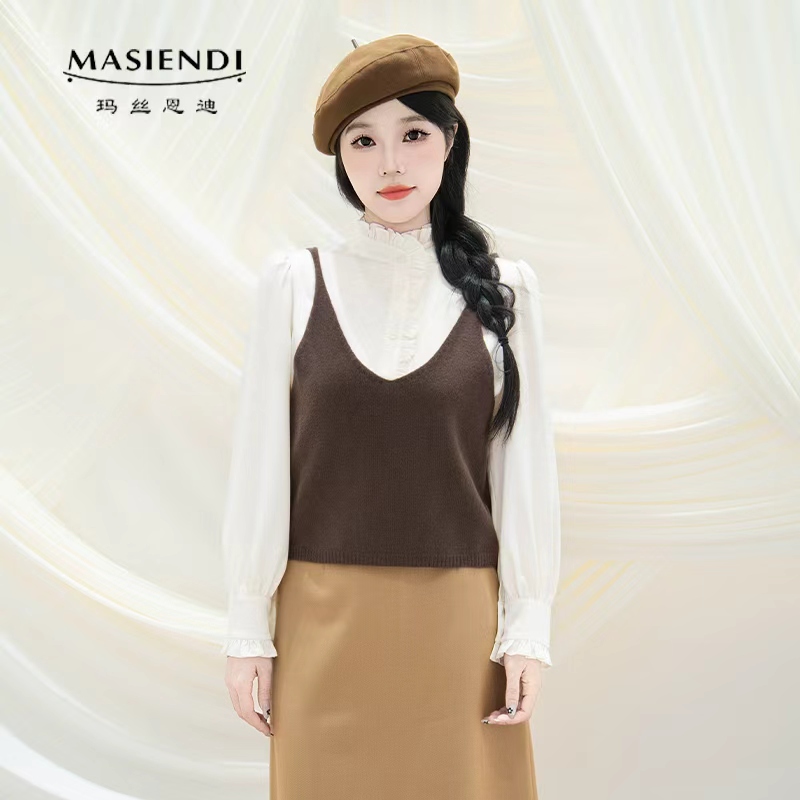 MASIENDI/玛丝恩迪秋冬纯色简约百搭棉羊毛背心马甲70201