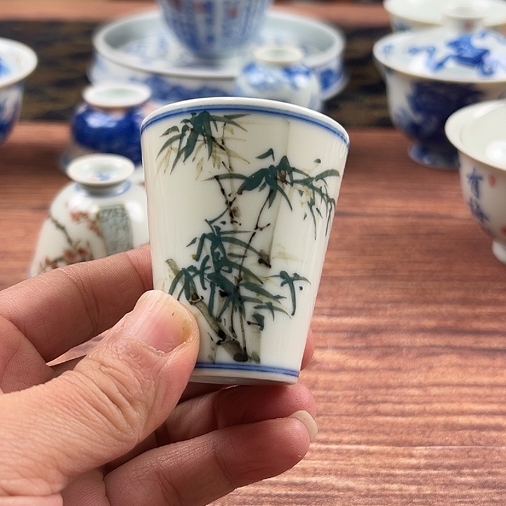 恐****景德镇陶瓷工艺品