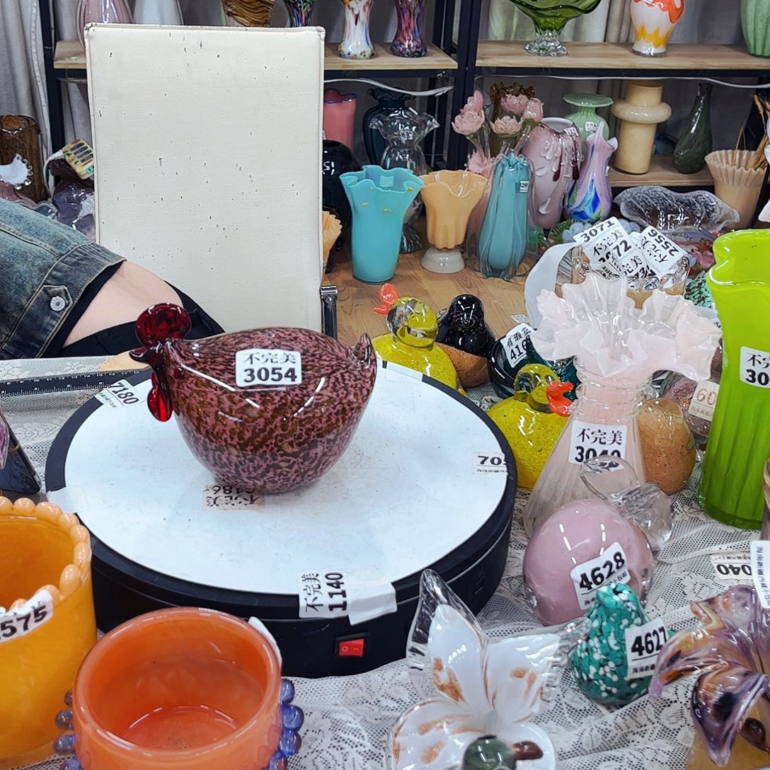 3054 家悦琉璃工艺品不完美