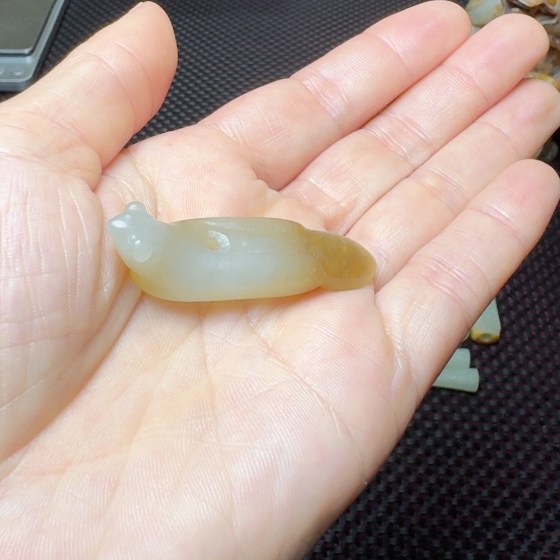 和田玉挂件未镶嵌