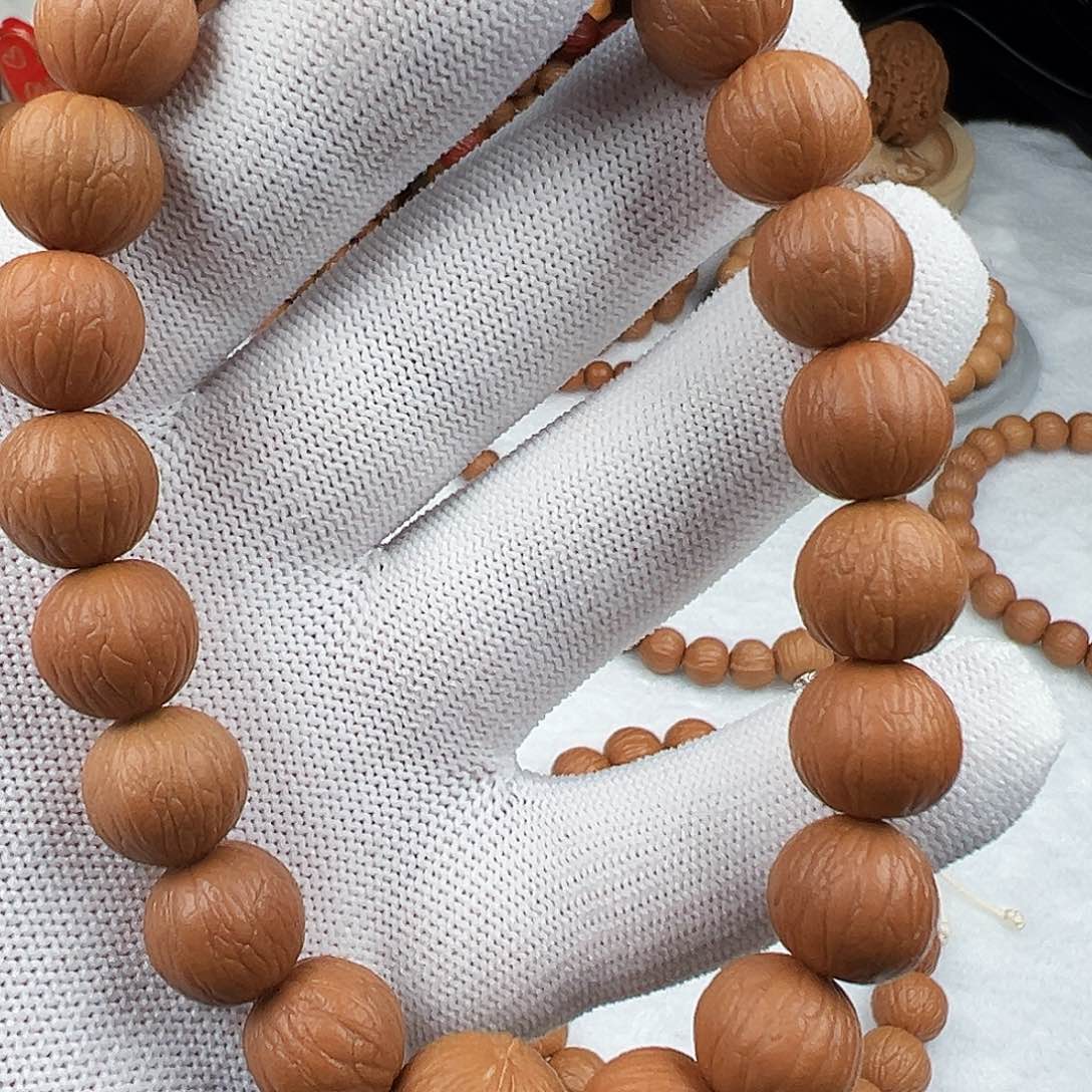 向***冲手串猴头核桃聚宝盆