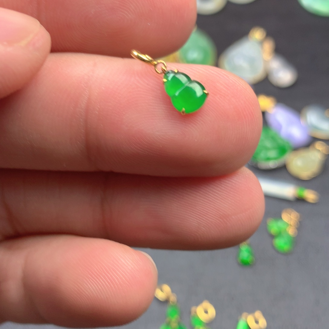 【闪购商品】颈饰18K金镶嵌翡翠莎*翡翠