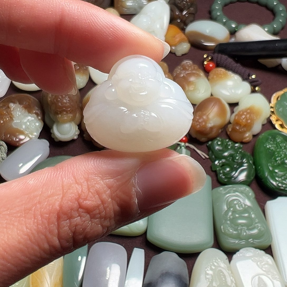 和田玉挂件未镶嵌