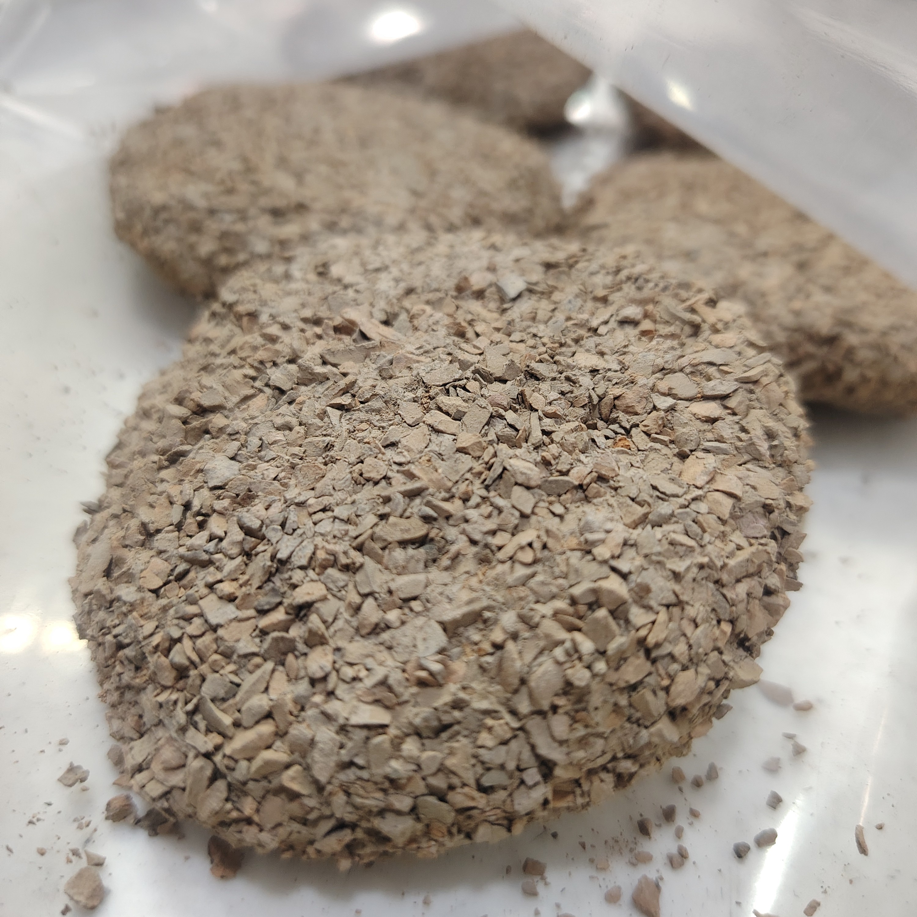 手工解压胶泥掉渣酥饼真空包装保密发货