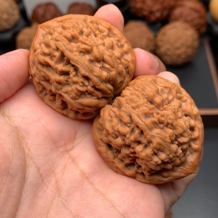 把件文玩核桃37.5粗筋蚂蚁王有修