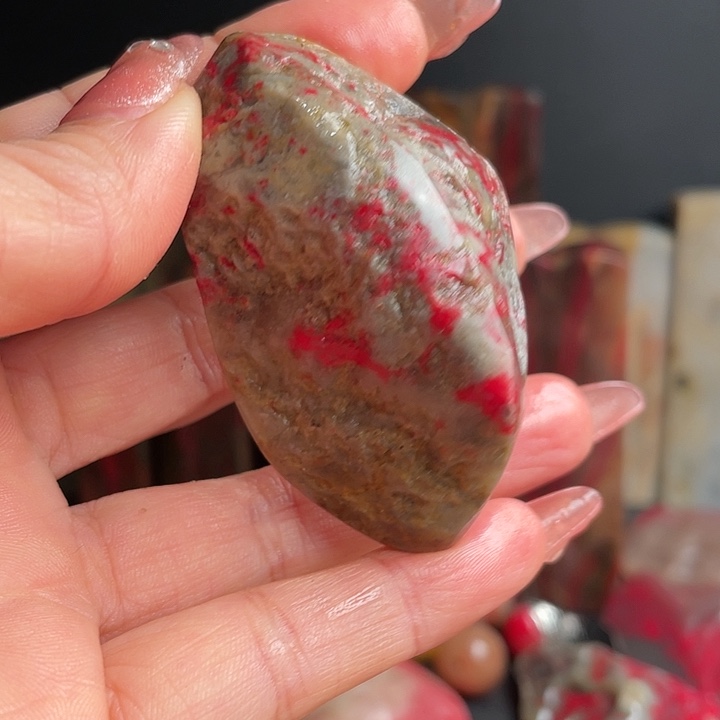 昌化鸡血石昌化鸡血石原石