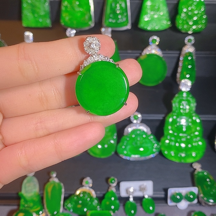 翡翠银S925镶嵌颈饰