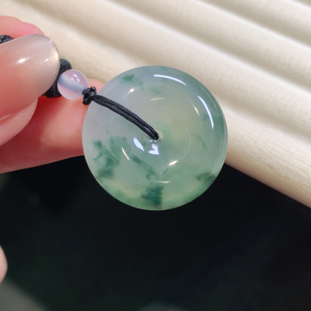 翡翠颈饰未镶嵌24.1-5.0