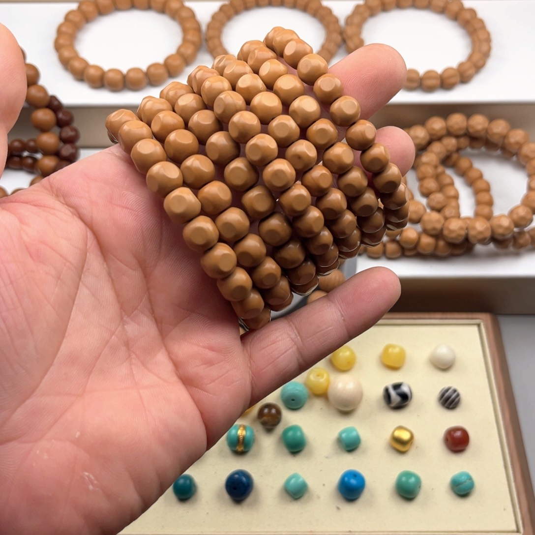 猴头核桃吊坠六方瑕疵款