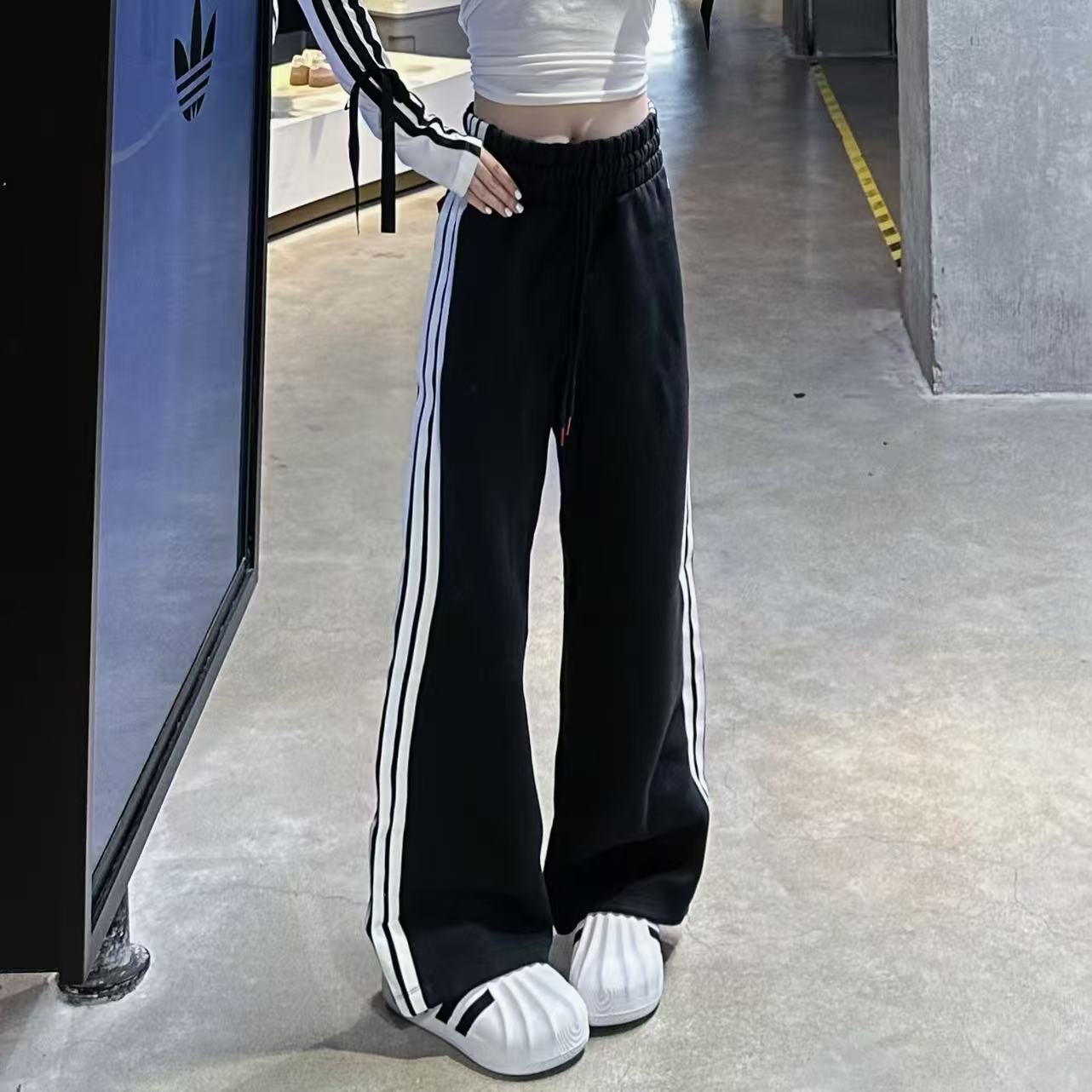 adidas阿迪达斯经典三条纹厚款运动亲肤直筒休闲长裤 JZ1642