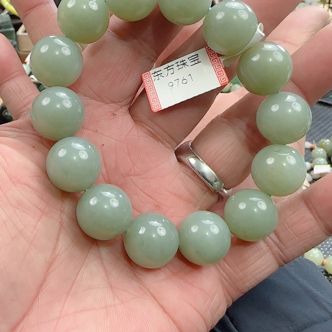 和田玉手串未镶嵌9761