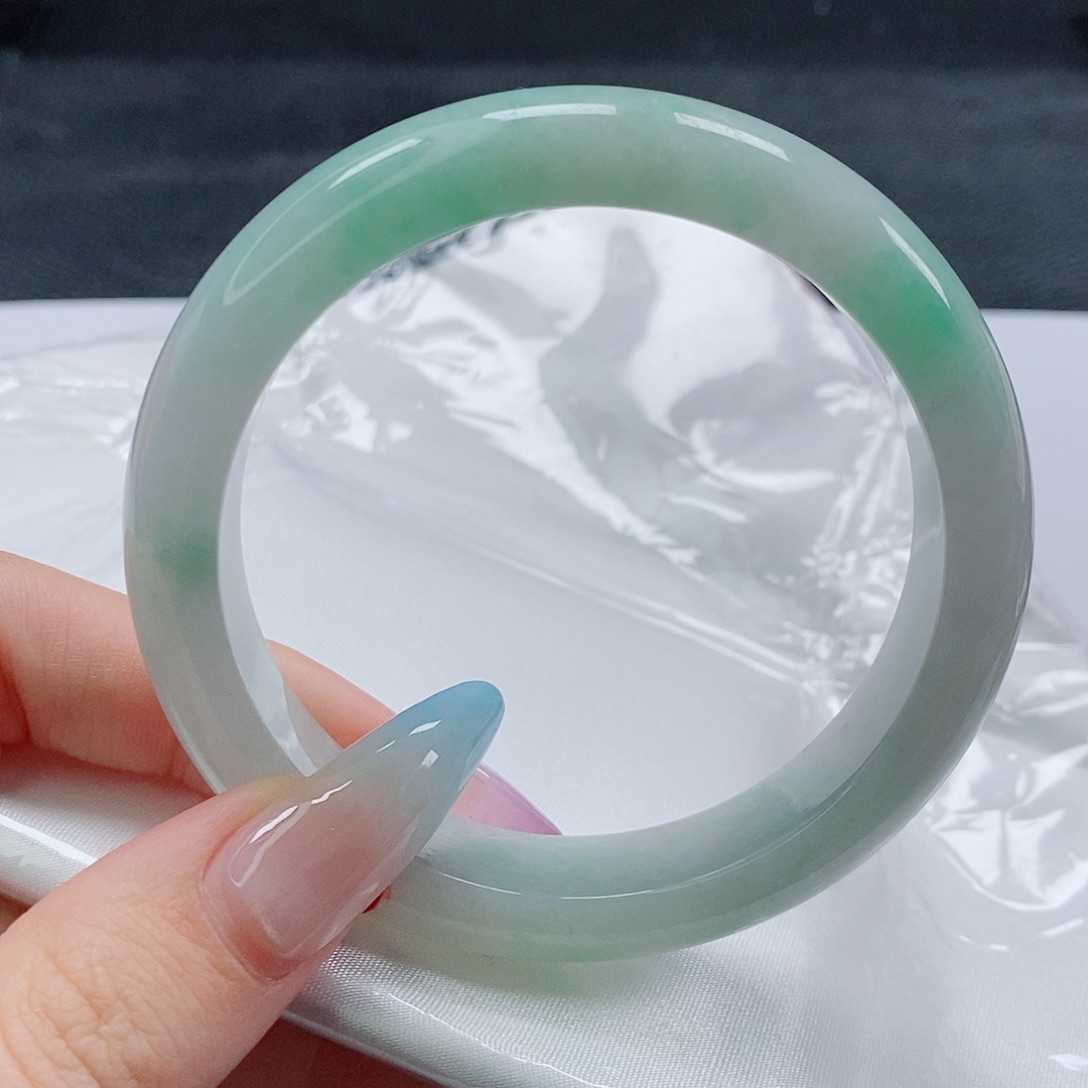 【闪购商品】未镶嵌手镯翡翠540号