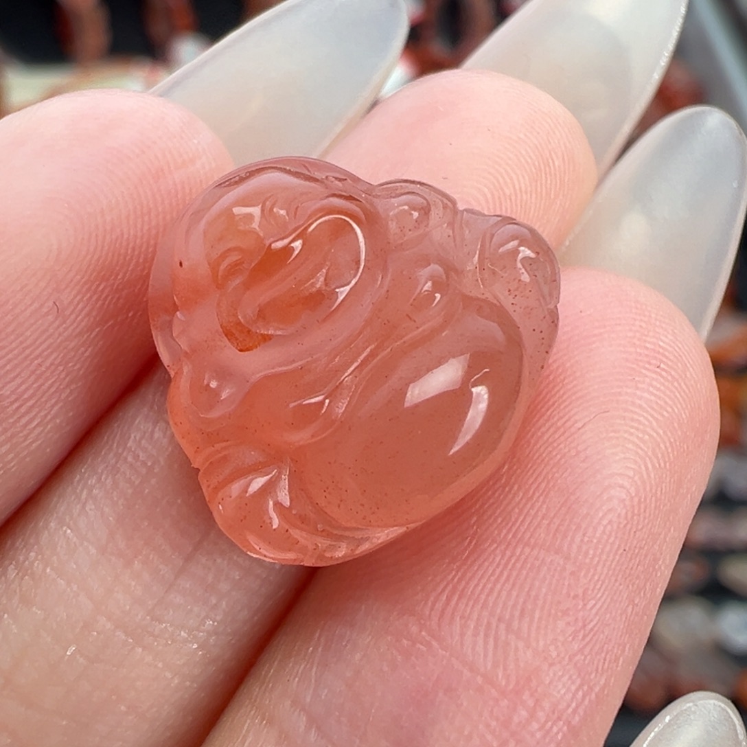 南红玛瑙未镶嵌颈饰佛公吊坠