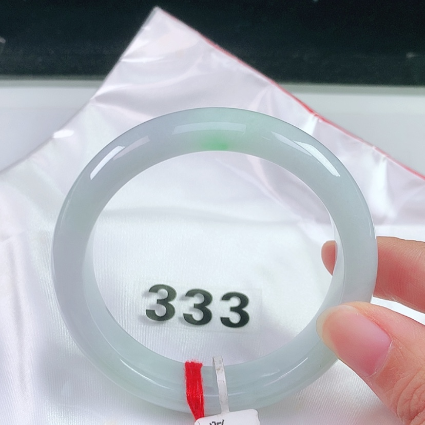 【闪购商品】未镶嵌手镯翡翠
