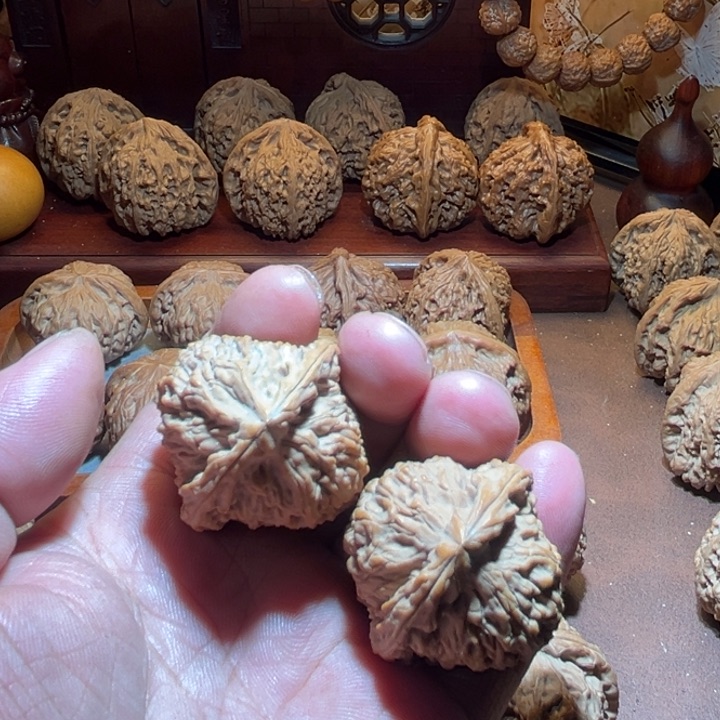 核桃手串/手链翁*虎南疆石37