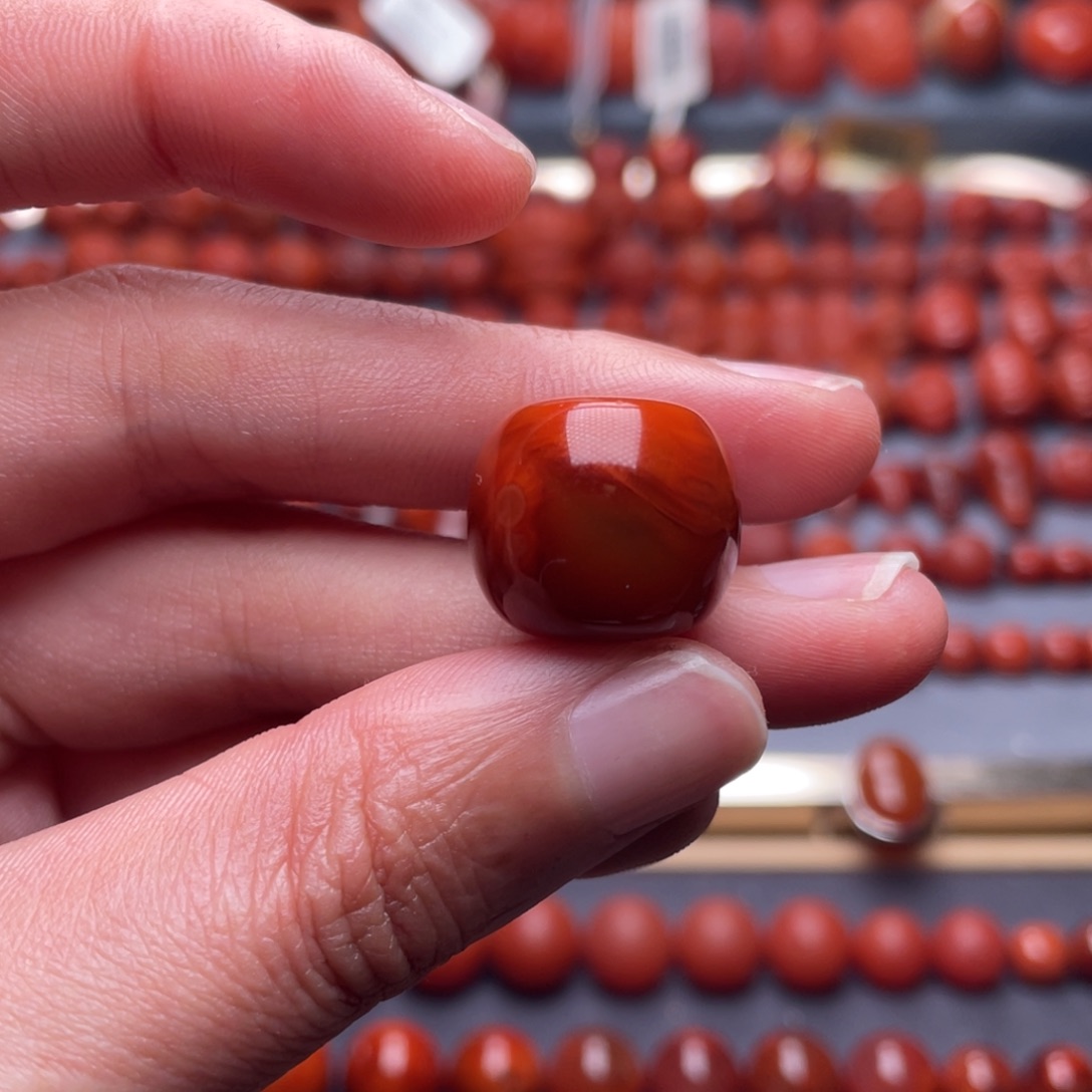 ·***宿南红玛瑙未镶嵌其他W17瓦西双色满肉老型珠