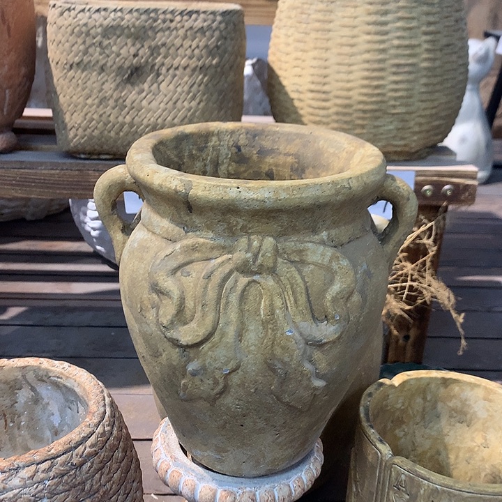 红陶高20宽18口12微瑕