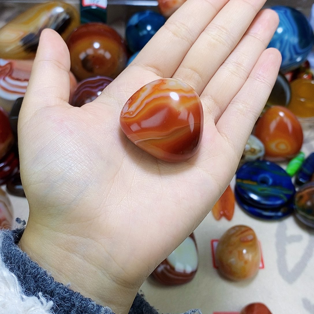 玛瑙/玉髓未镶嵌珠宝奇石