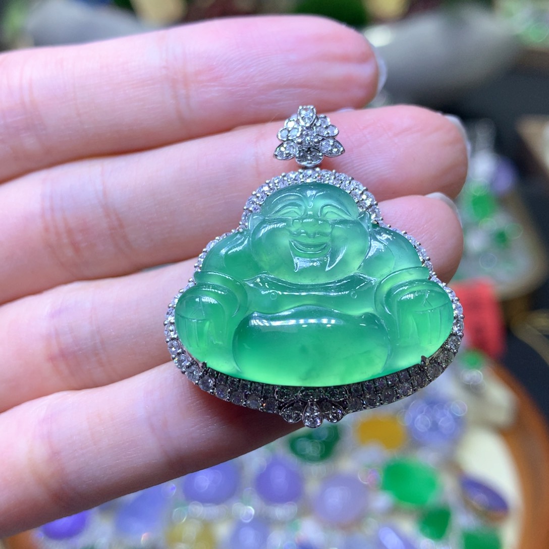 【闪购商品】翡翠颈饰18K金镶嵌翡翠吊坠项链