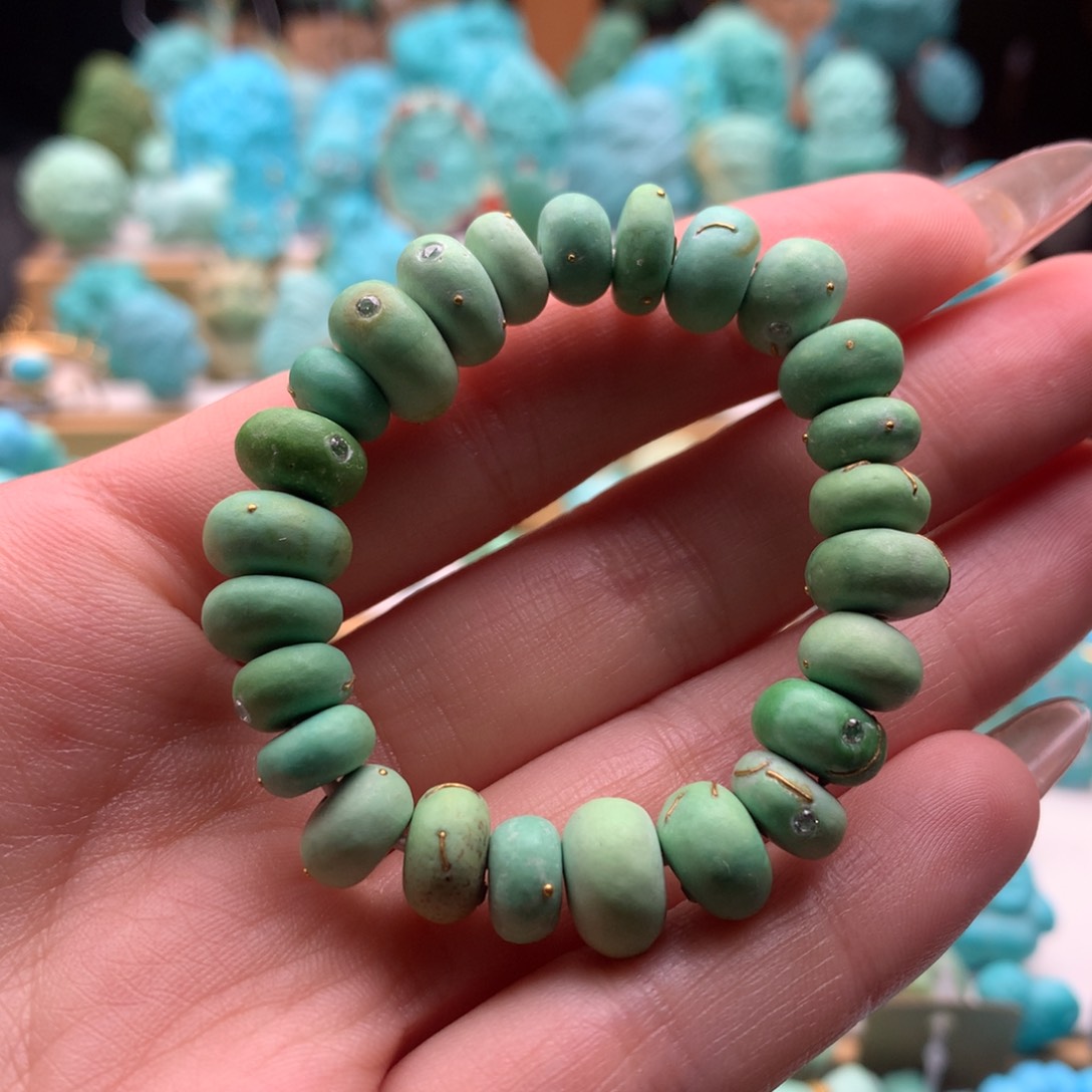 绿松石颈饰未镶嵌一*