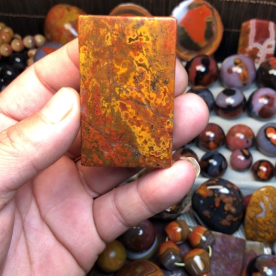 云***串玛瑙/玉髓合金珠宝奇石