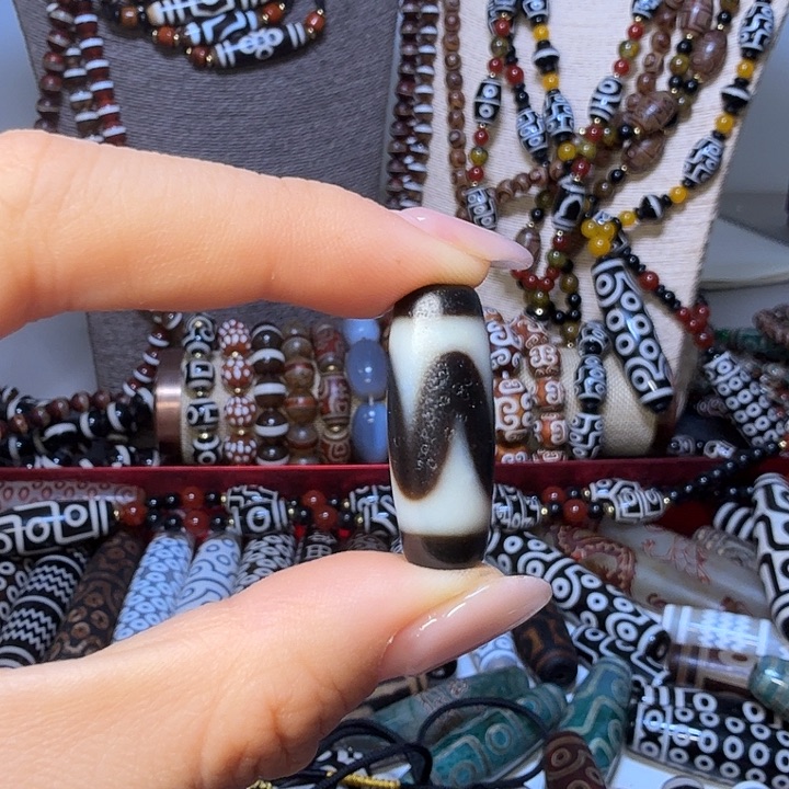 晚***…玛瑙/玉髓未镶嵌颈饰