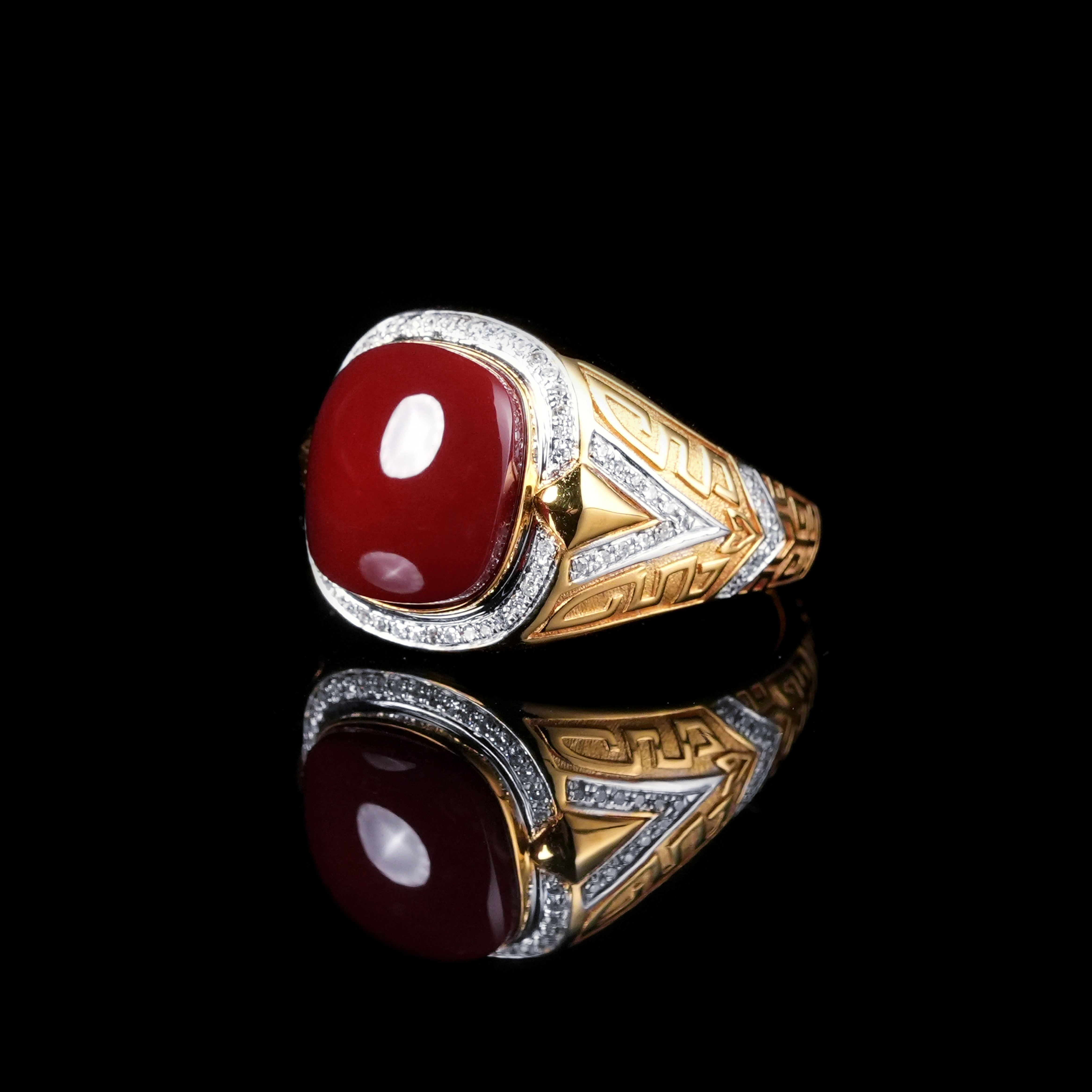 【周陶陶】【阙焰】天然原矿南红精工厚金设计钻石围镶高定款女士戒指