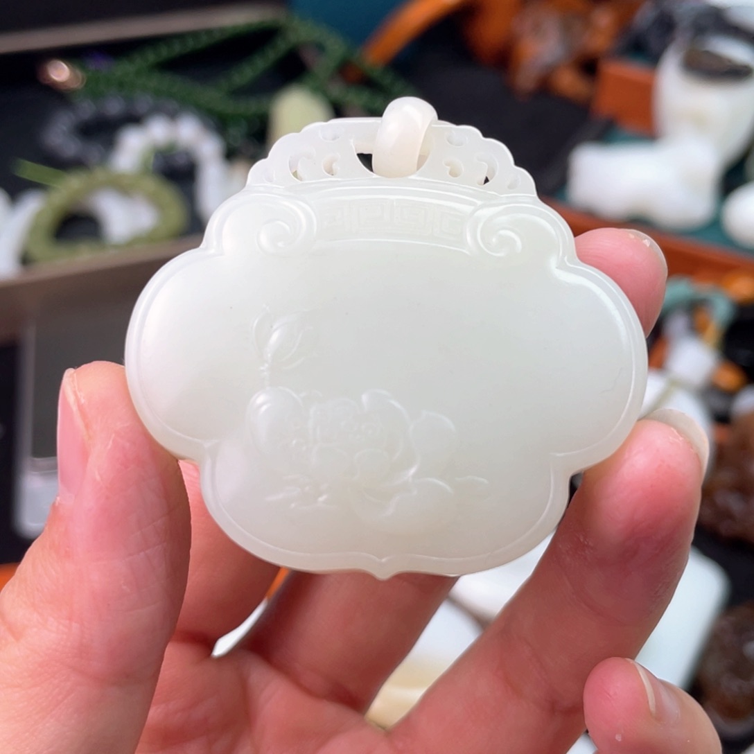 和田玉挂件未镶嵌