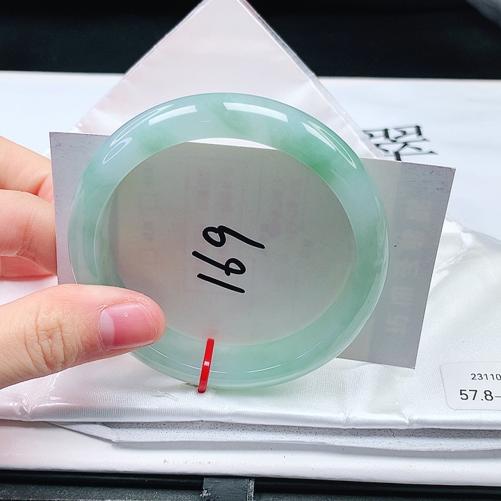 翡翠手镯未镶嵌缅甸天然a货手镯57+