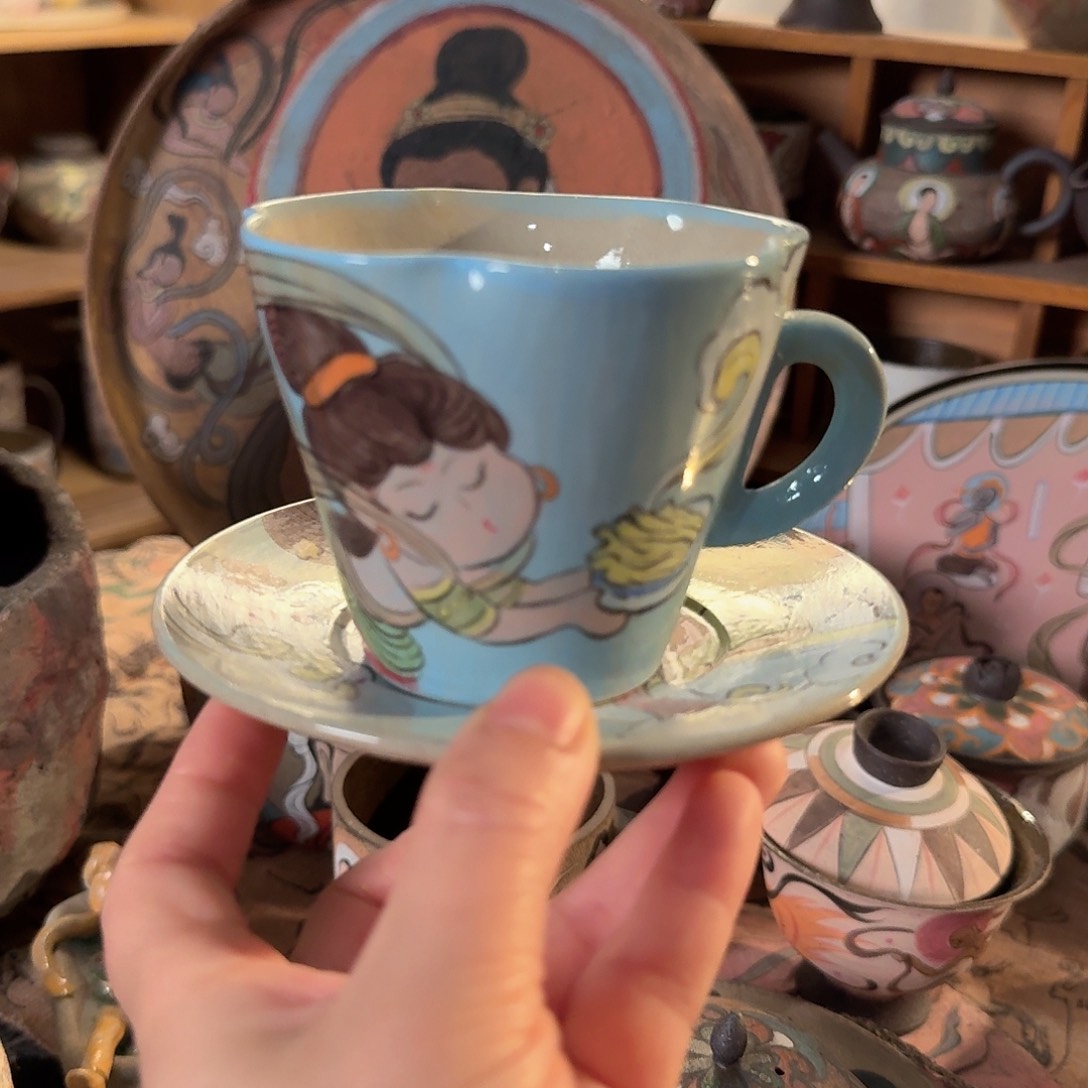 手工制作各种精美陶瓷