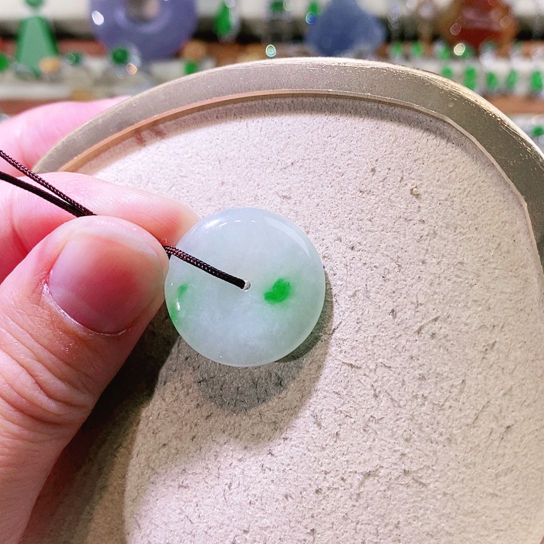 【闪购商品】翡翠挂件未镶嵌裸石