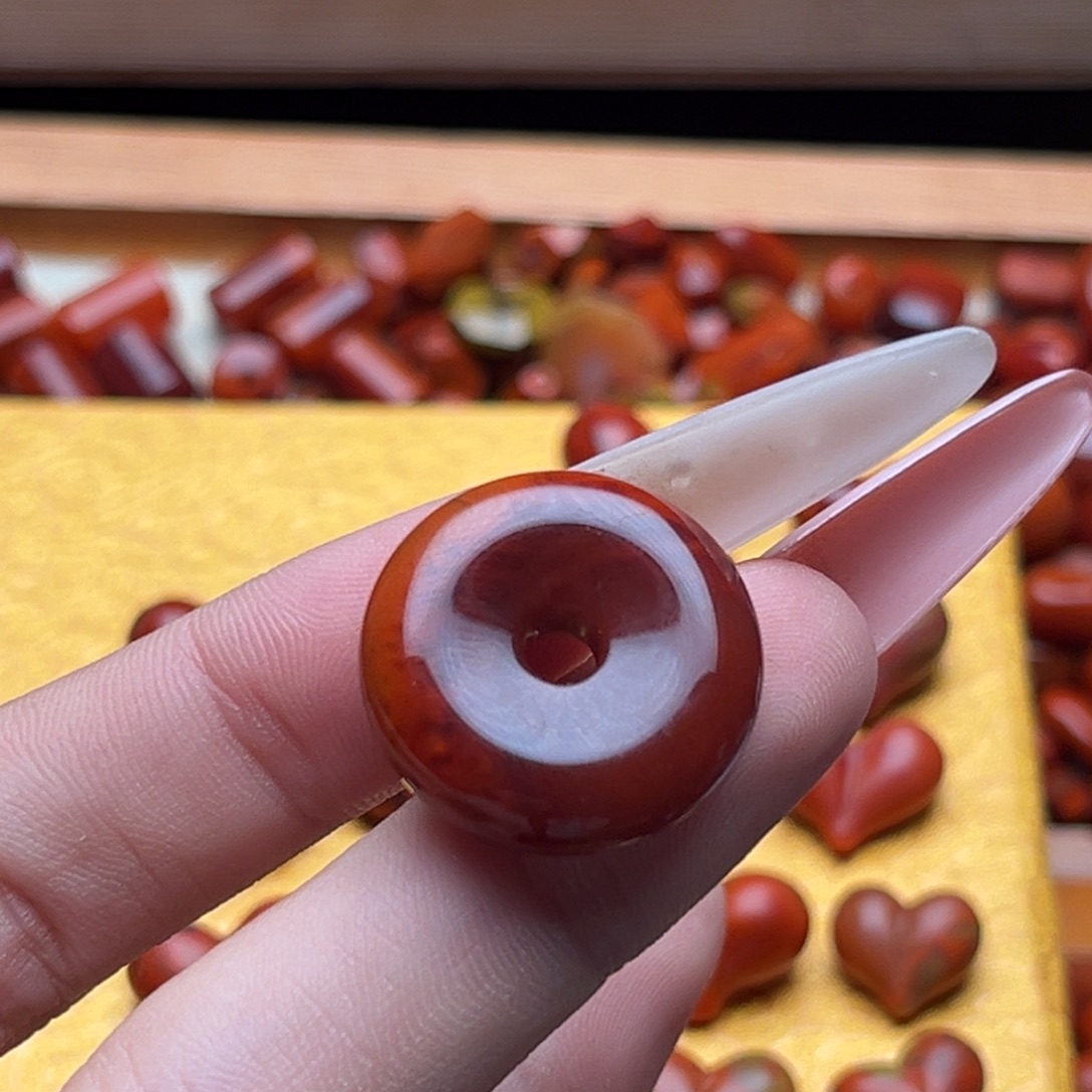 拂***༅南红玛瑙未镶嵌南红12