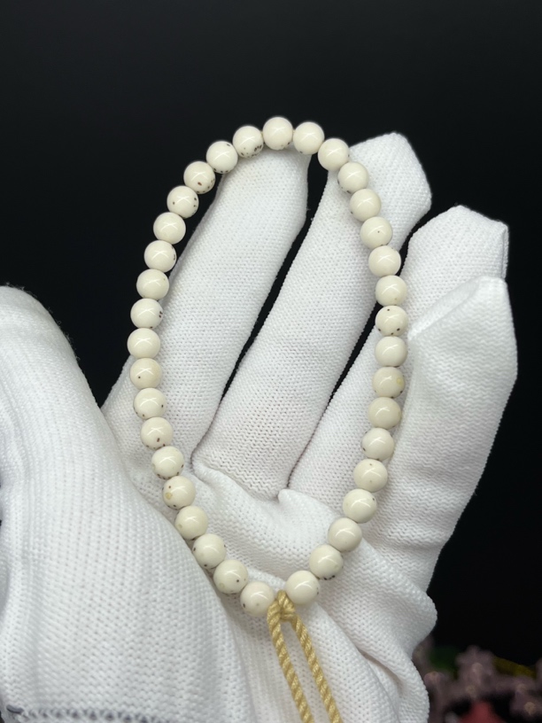 石玉料冰糖骨瓷通体大半壁留白6x6圆珠，原生态星月菩提，一物一图