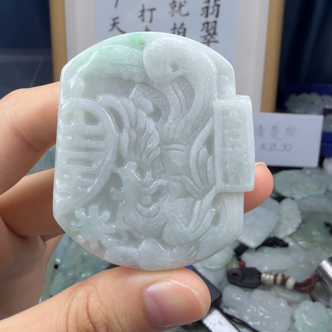颈饰未镶嵌翡翠翡翠