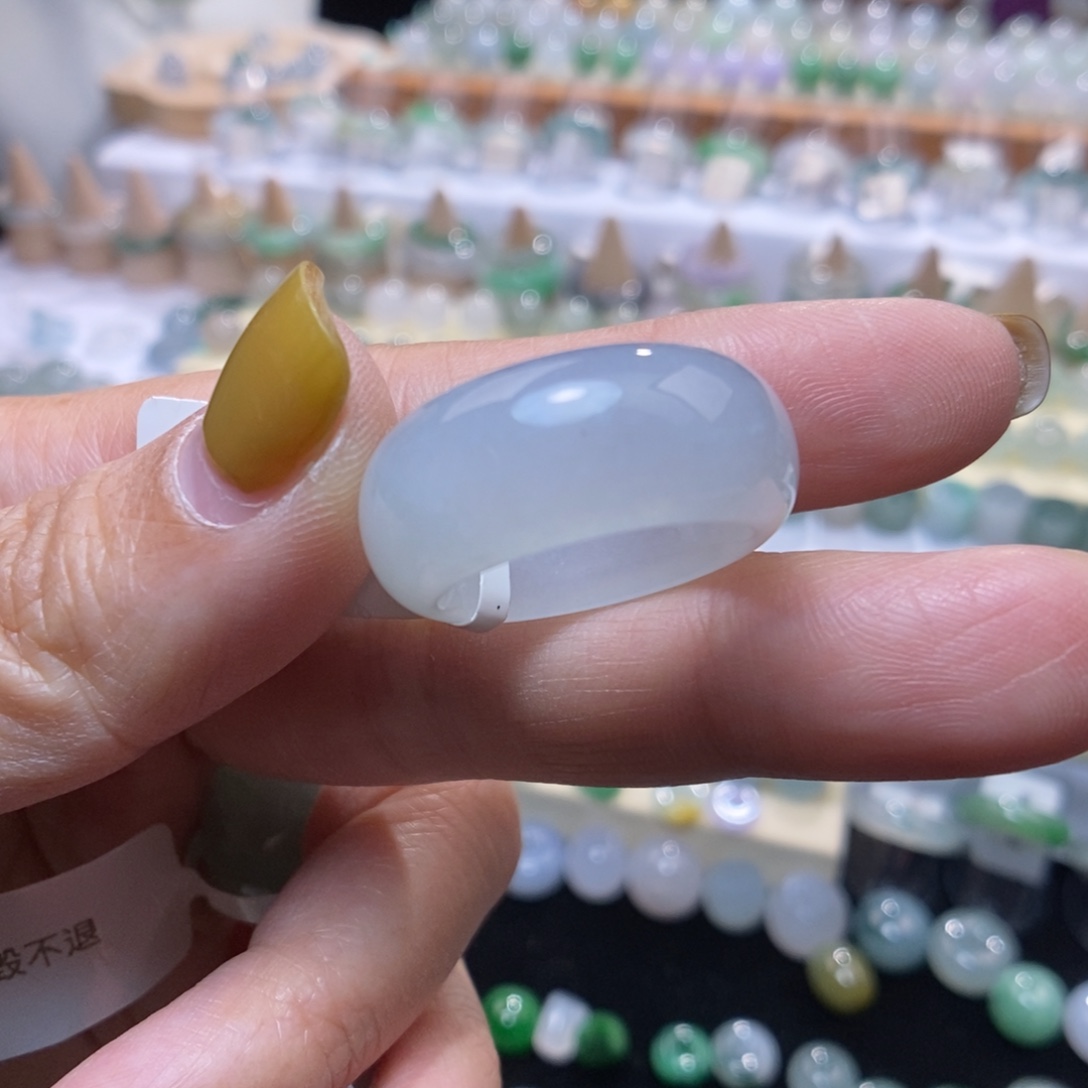 翡翠未镶嵌颈饰14号白冰