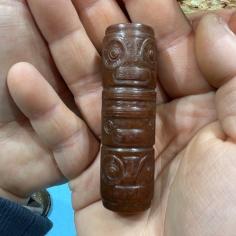 蛇纹石玉颈饰未镶嵌上**水