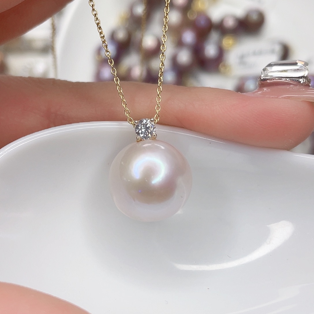 淡水珍珠吊坠(赠链)未镶嵌