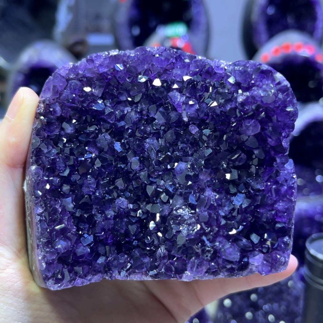 紫晶摆件未镶嵌紫水晶